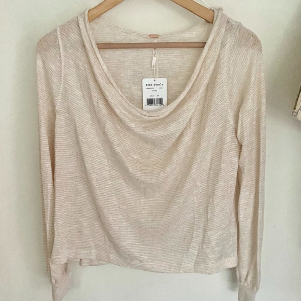 NWT Free People scoop neck sweater, Size XS